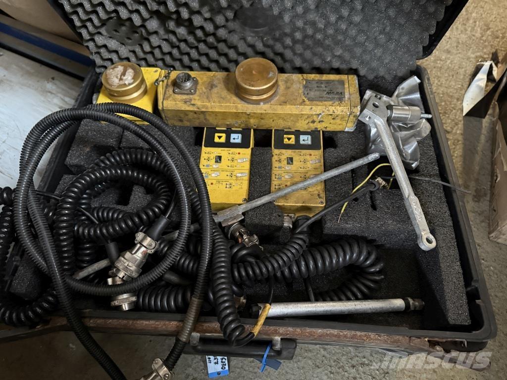 Volvo ABG P 6870 C Finisseur