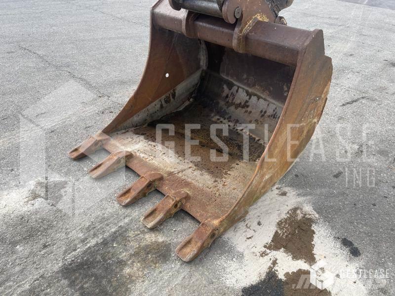 Doosan DX235LC Pelle sur chenilles