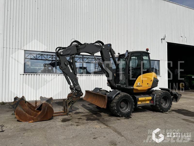 Mecalac 11 MWR Pelle sur pneus