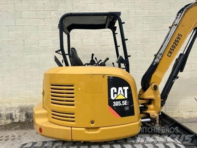 CAT 303.5E2 Mini pelle < 7t