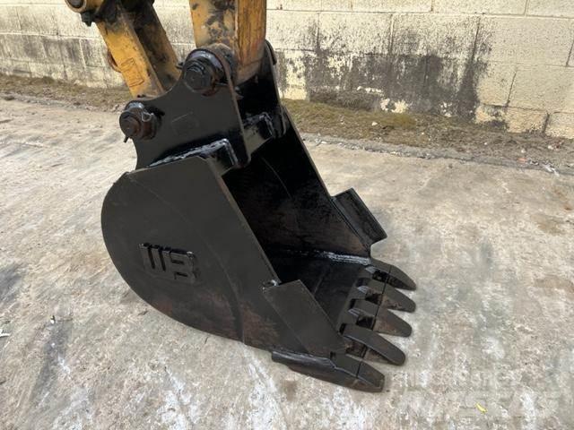 CAT 304E2 CR Mini pelle < 7t
