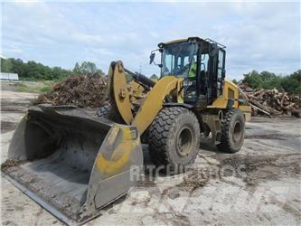 CAT 938M Chargeuse sur pneus