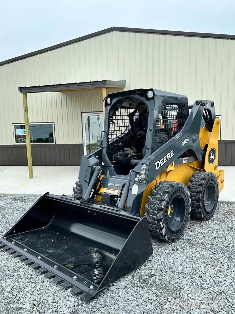 John Deere 318G Chargeuse compacte