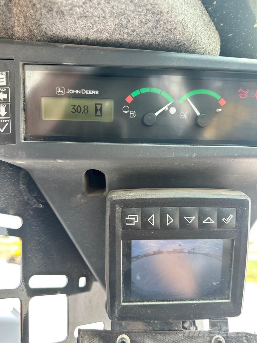 John Deere 318G Chargeuse compacte