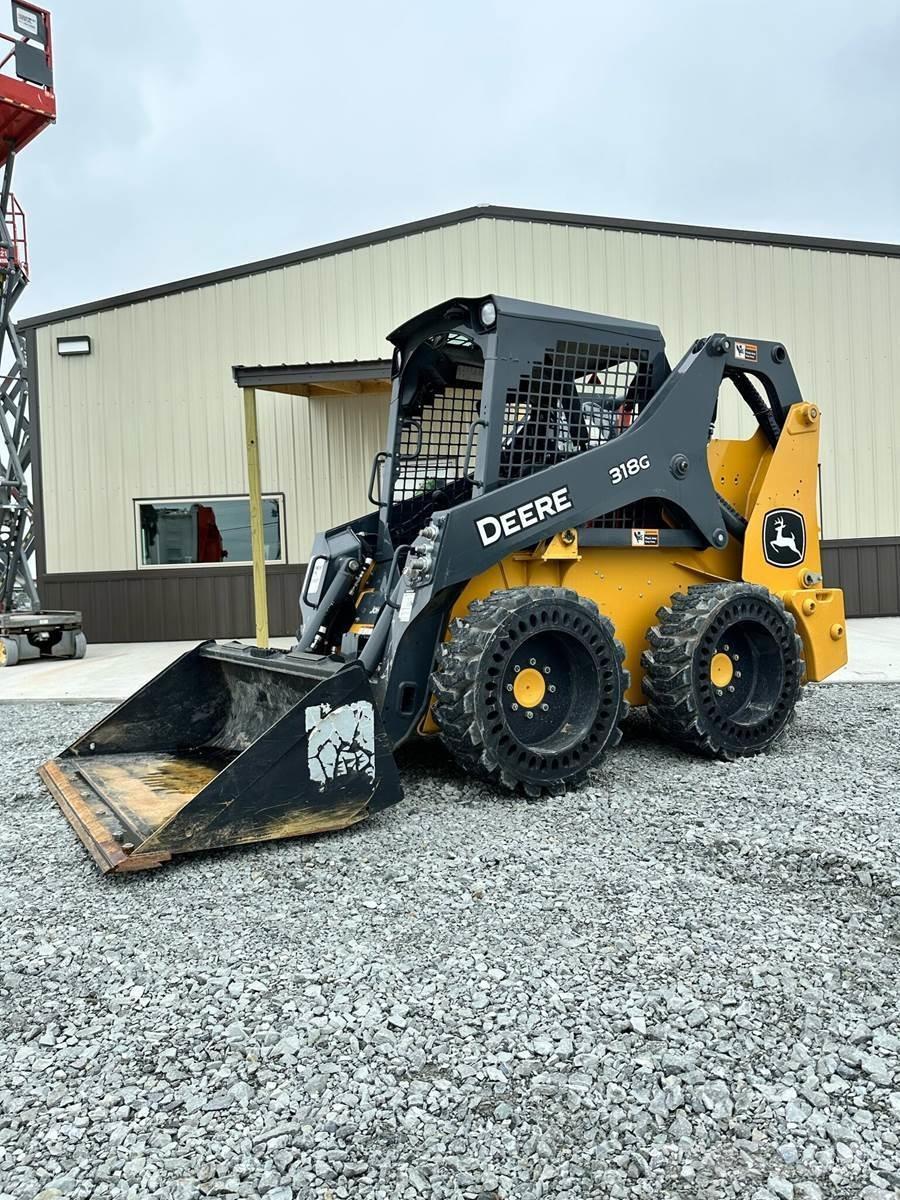 John Deere 318G Chargeuse compacte