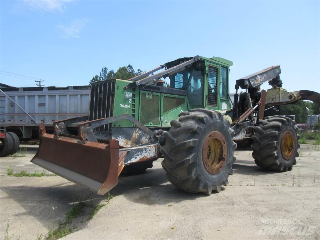John Deere 748H Débusqueur