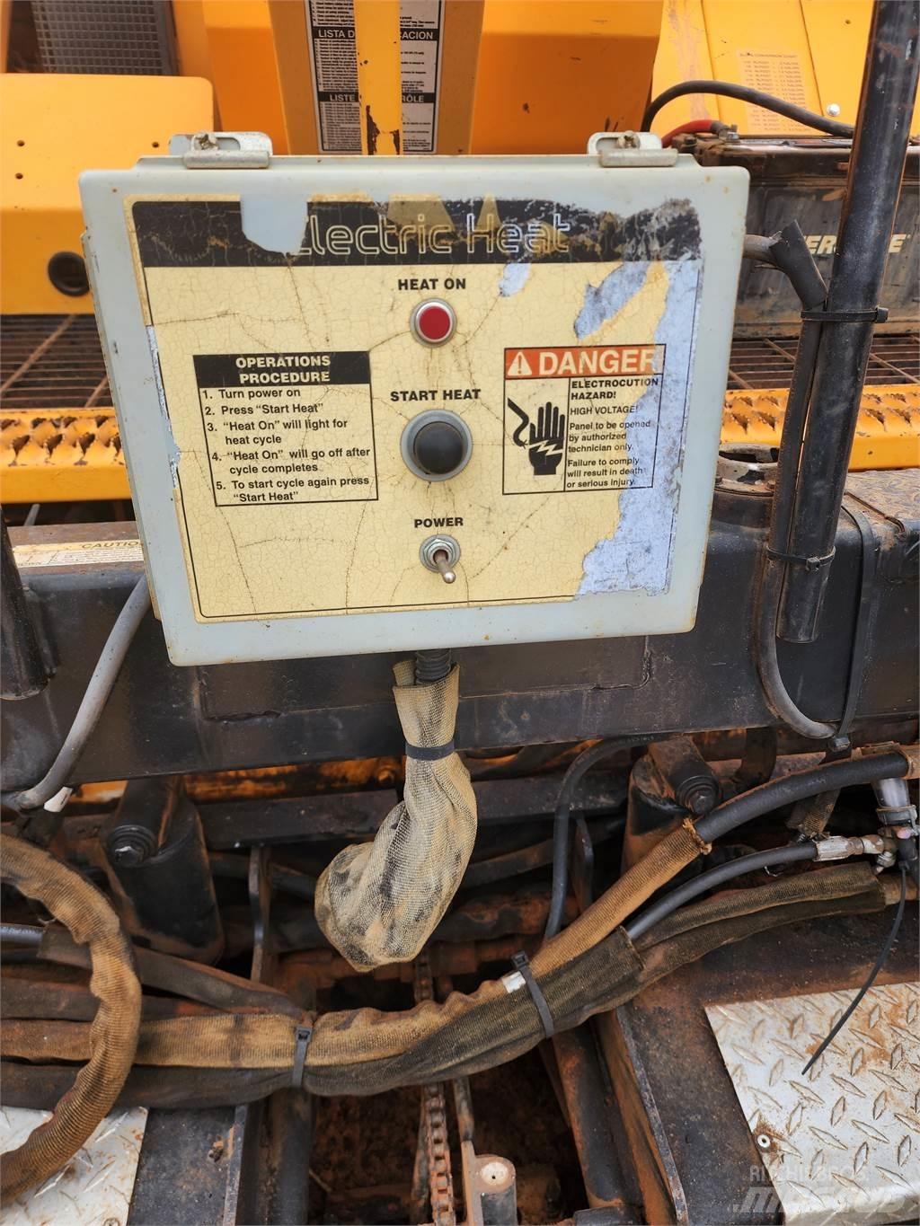 LeeBoy L8515R Finisseur
