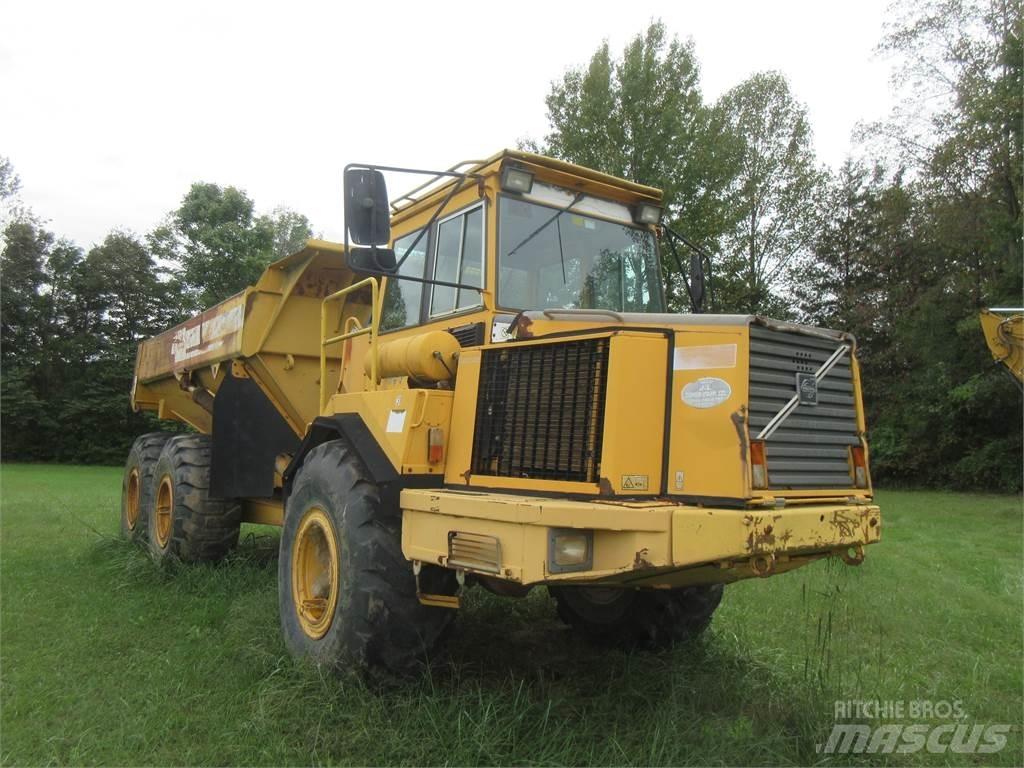 Volvo A25C Camion benne