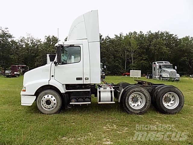 Volvo VNM Châssis cabine