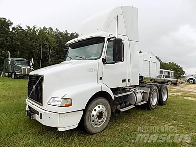 Volvo VNM Châssis cabine