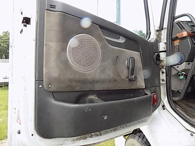 Volvo VNM Châssis cabine