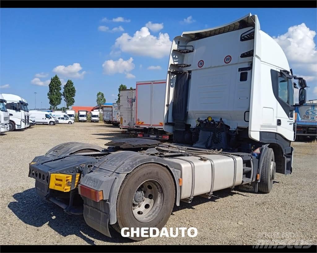 Iveco AS440S48 Camion Fourgon