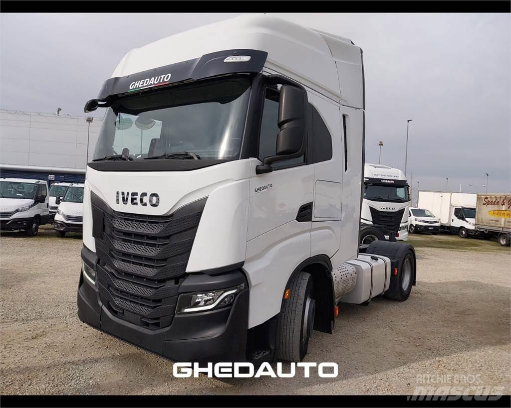 Iveco AS440S48 Camion Fourgon