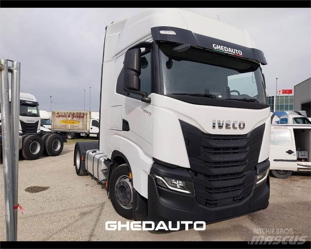 Iveco AS440S48 Camion Fourgon