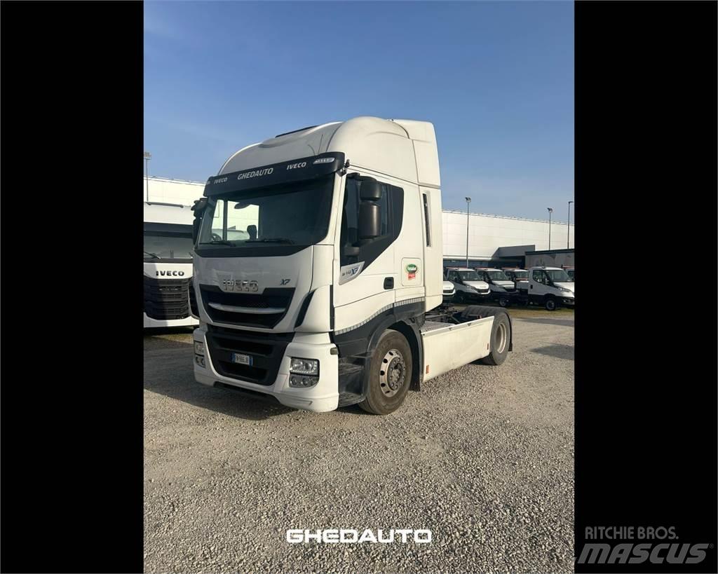 Iveco AS440S48 Camion Fourgon
