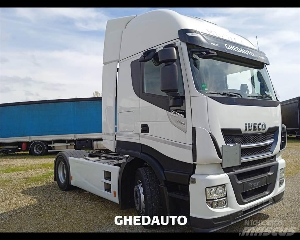 Iveco AS440S48T/P Camion Fourgon