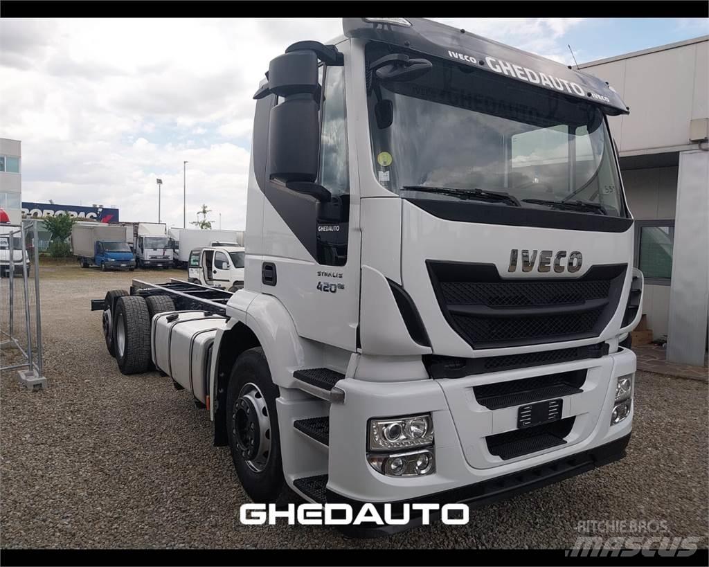 Iveco AT260S40Y/PS Camion Fourgon