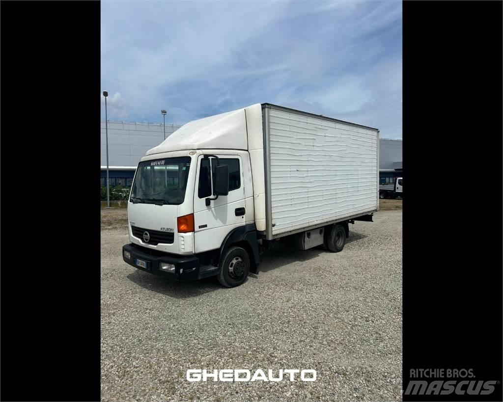 Nissan Atleon 35 2006 Fourgon