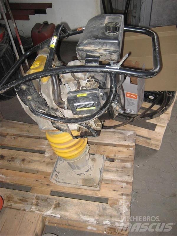  - - - Compacteurs
