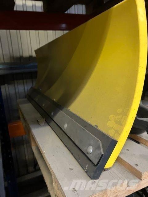 John Deere  Chasse neige