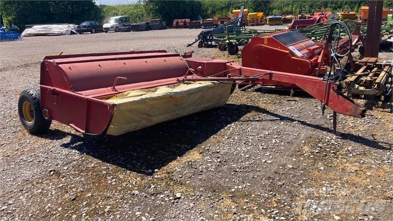 Taarup 307 Faucheuse andaineuse automotrice