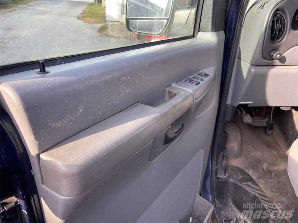 Ford E-Series Utilitaire