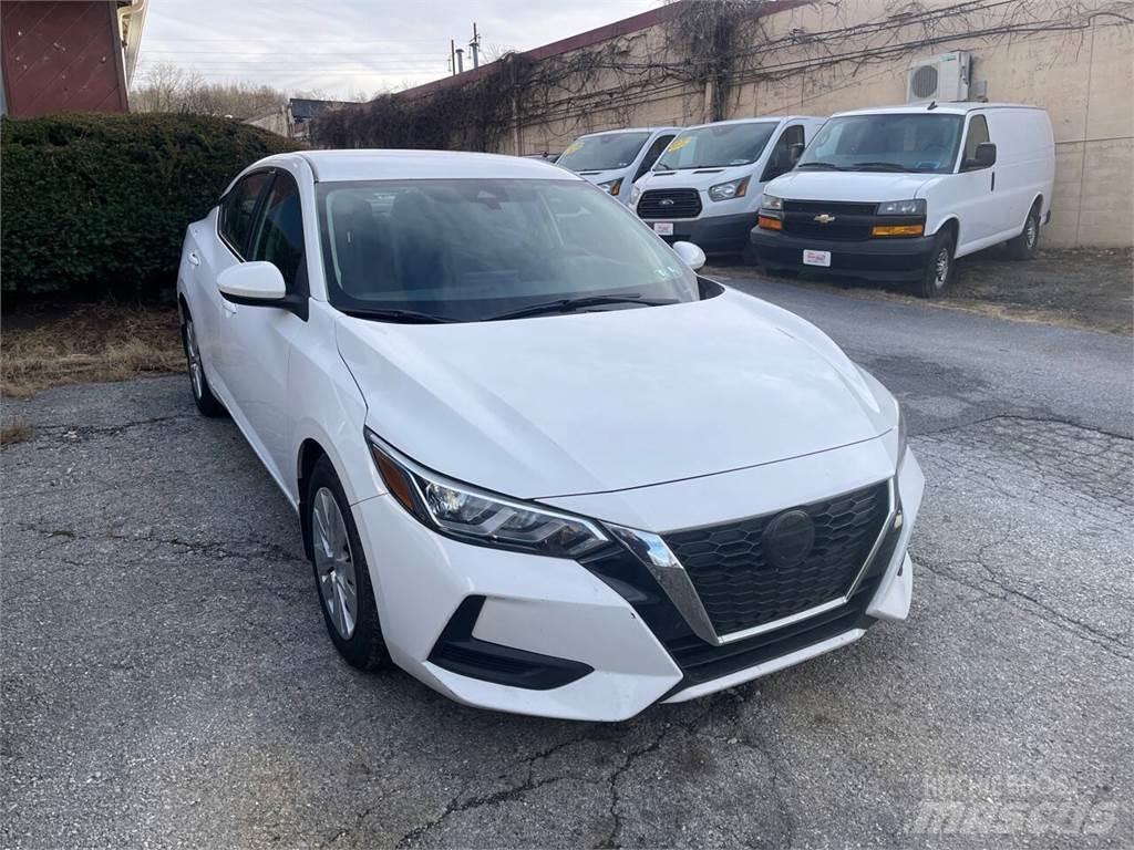 Nissan Sentra Voiture