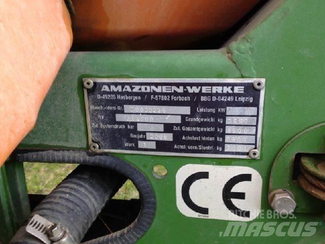 Amazone UX 4200 Pulvérisateurs traînés