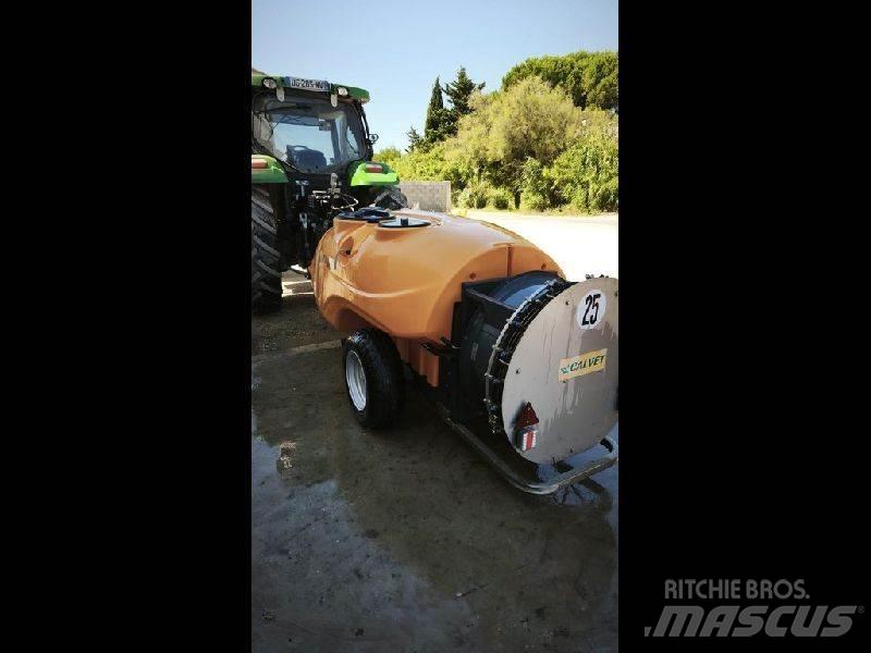 Calvet AR 2000 Pulvérisateurs automoteurs
