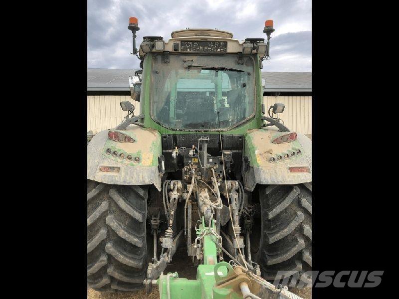 Fendt 516 VARIO Tracteur