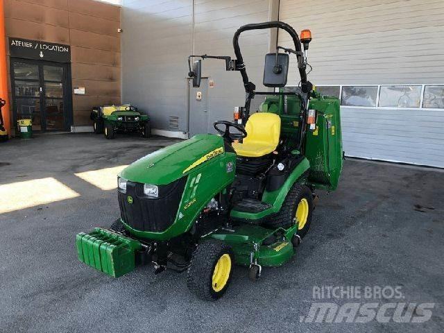 John Deere 1026R Autres matériels d'espace vert