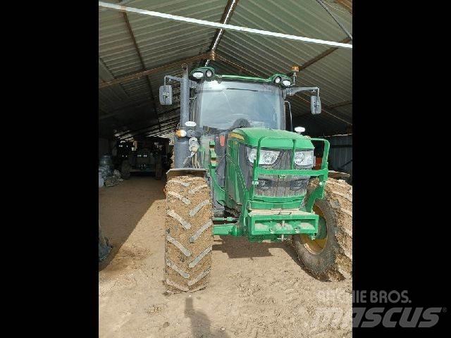 John Deere 6110R Tracteur