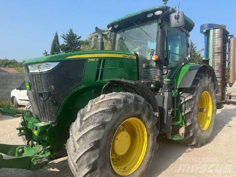 John Deere 7250R Tracteur