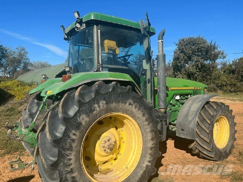 John Deere 8200 Tracteur