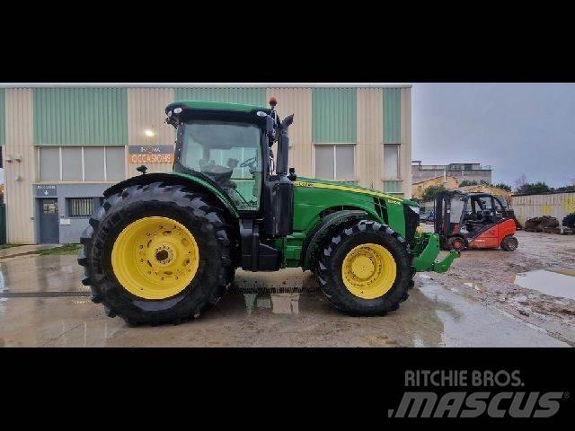 John Deere 8310R Tracteur