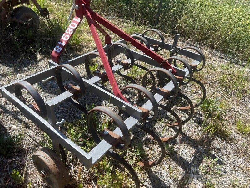 Morgnieux VSR 11 Décompacteur, sarcleur