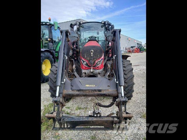 Valtra G115 Tracteur