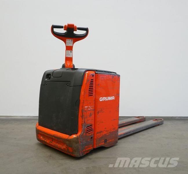Linde T 30 131 Transpalette accompagnant