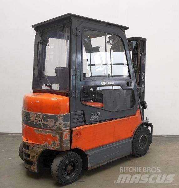 Toyota 7FBMF25 Autres Chariots élévateurs