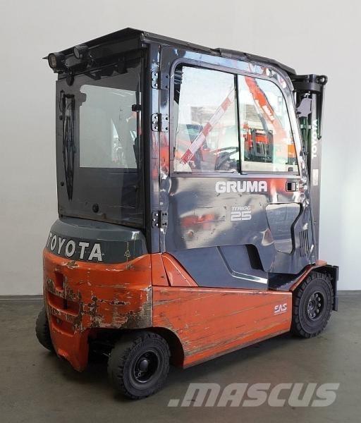 Toyota 8FBMT25 Chariots élévateurs électriques