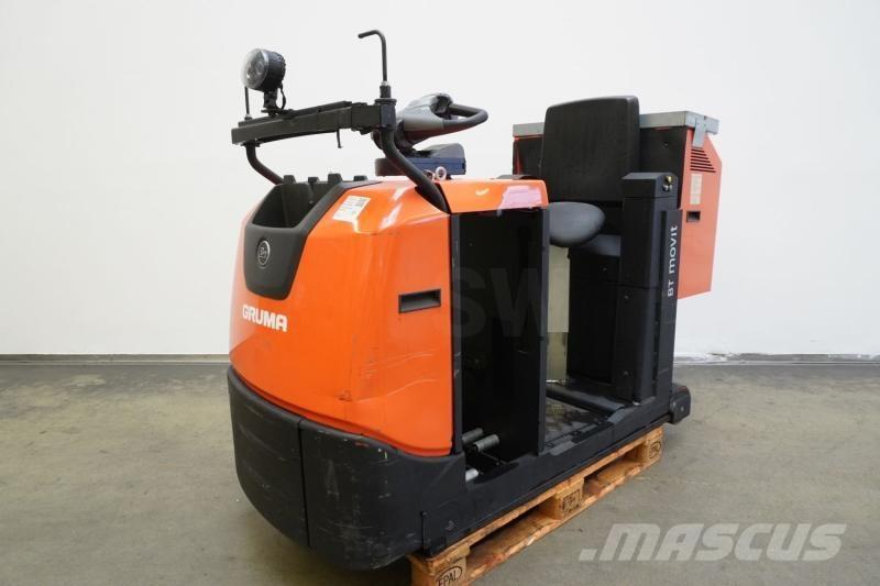 Toyota TSE300 Chariot remorqueur