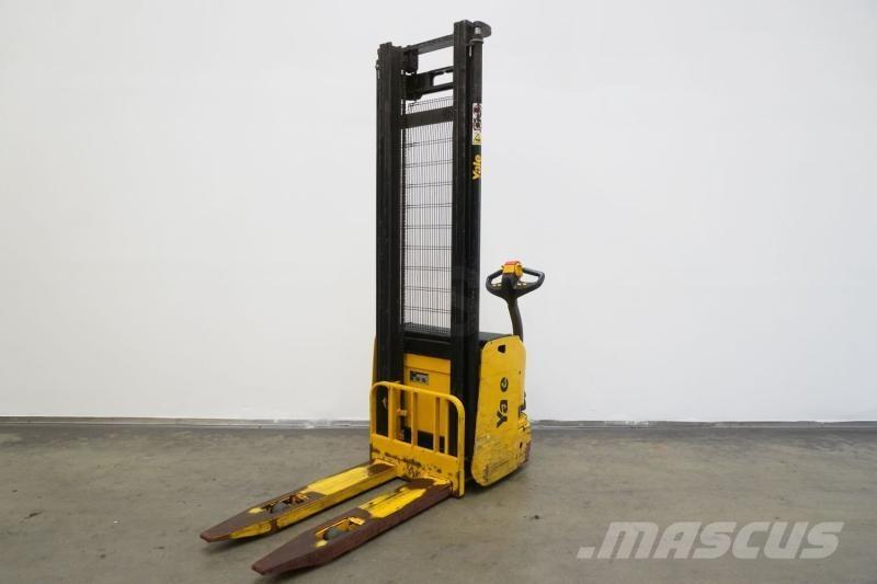 Yale MS12AC Gerbeurs Automoteurs