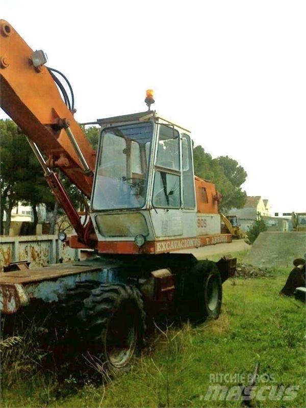  GURIA  90 Pelle sur pneus
