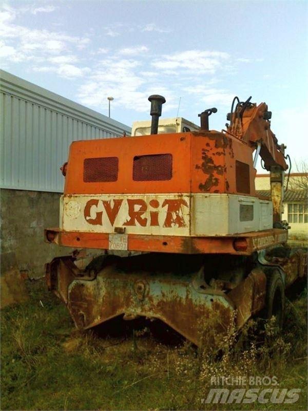  GURIA  90 Pelle sur pneus