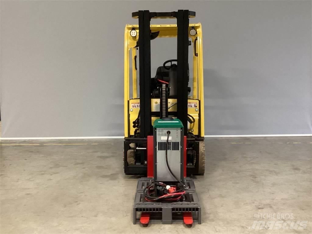 Hyster J1.5XNT Chariots élévateurs électriques