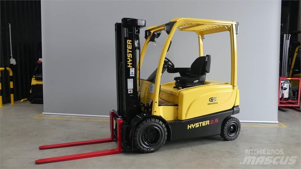 Hyster J2.5XN Chariots élévateurs électriques
