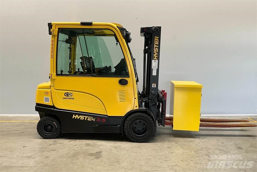 Hyster J3.50XN Chariots élévateurs électriques