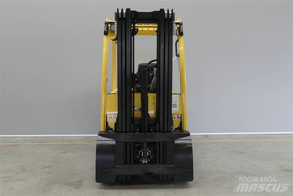 Hyster J3.50XN Chariots élévateurs électriques