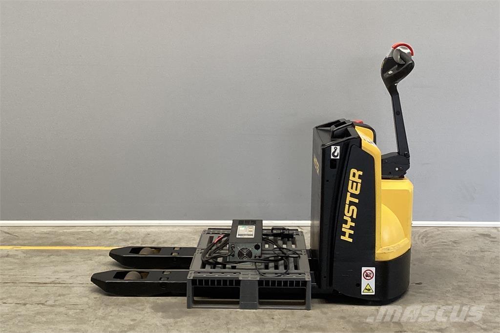 Hyster P1.8 Gerbeur accompagnant