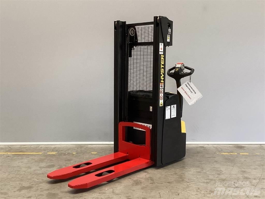 Hyster S1.0 Gerbeur accompagnant